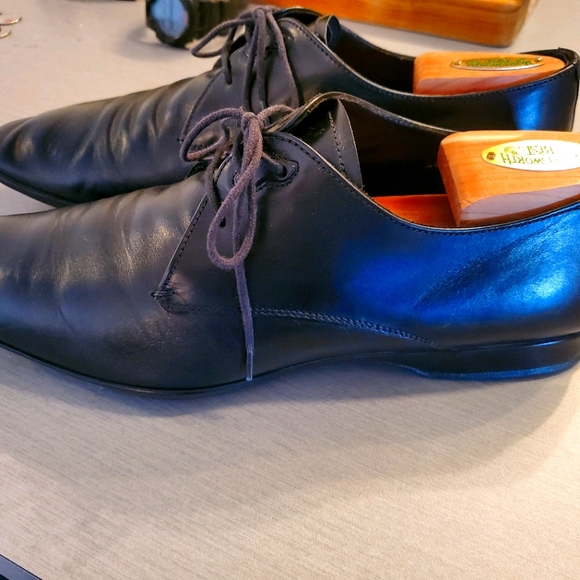 Prada dress shoes - Picture 3 of 4